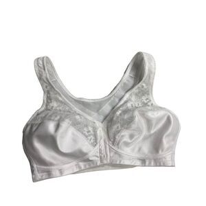 EXQUISITE FORM, White Bra, Size 36D, Style 565,Five hook&eye front hook closure‎